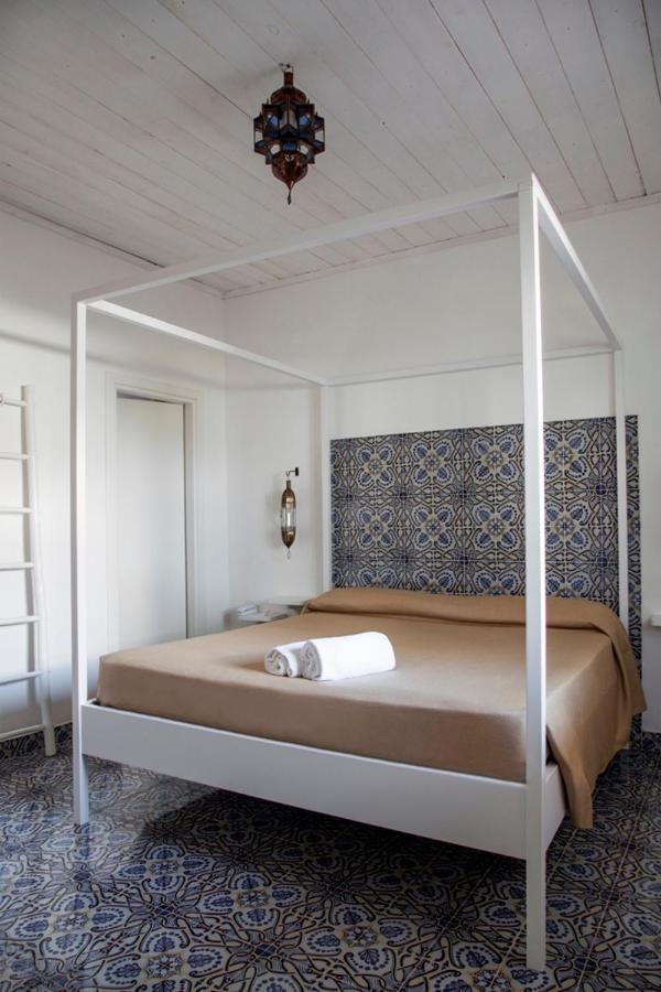 Mari Del Sud 4*